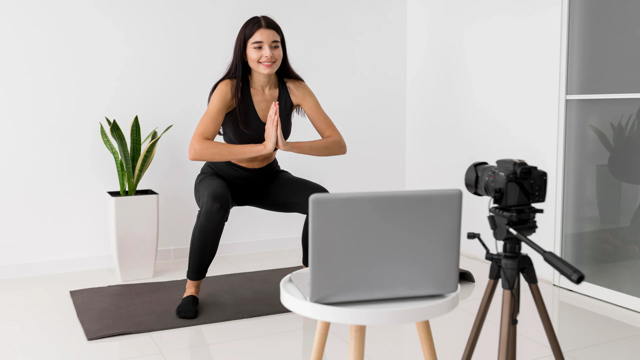 Latina Fitness Coaches